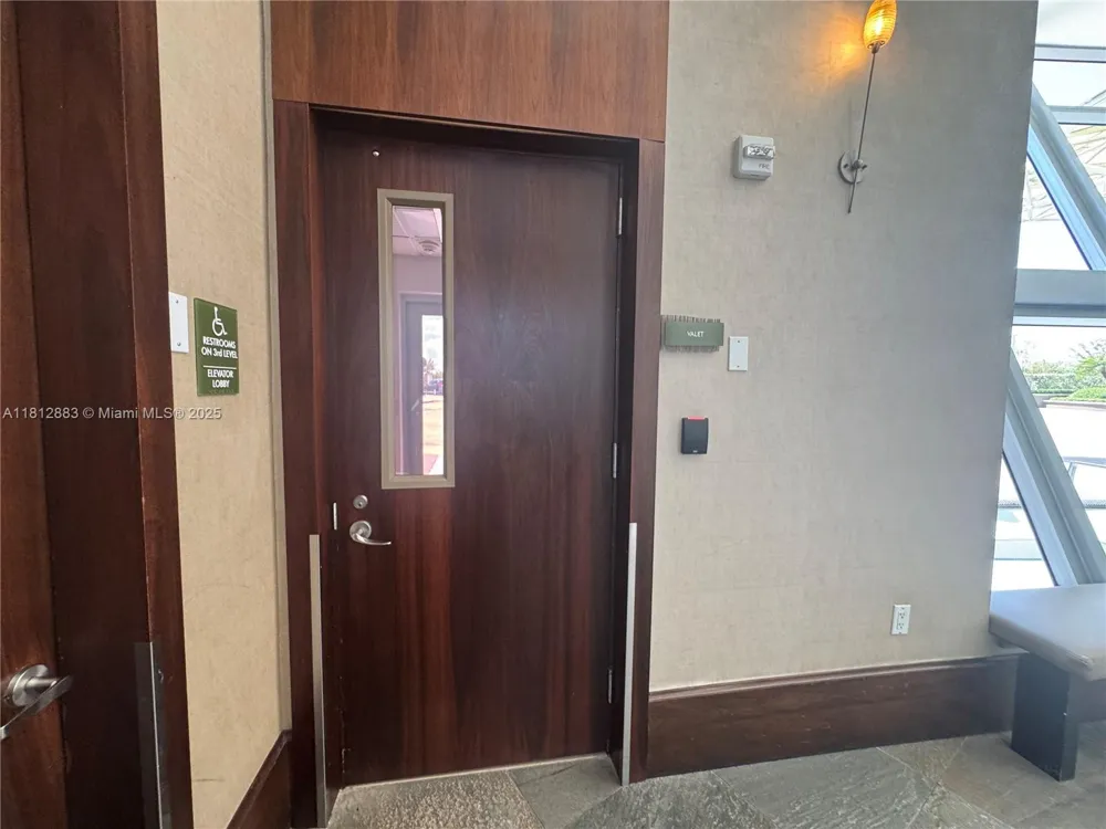 2641 Flamingo Rd #1001N Sunrise, FL 33323