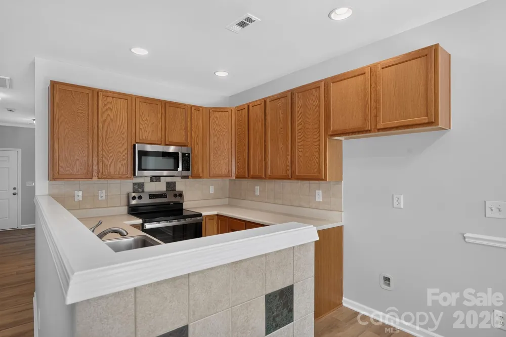 13711 Singleleaf Lane Charlotte, NC 28278