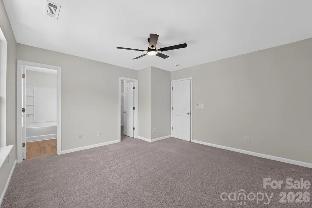 13711 Singleleaf Lane Charlotte, NC 28278