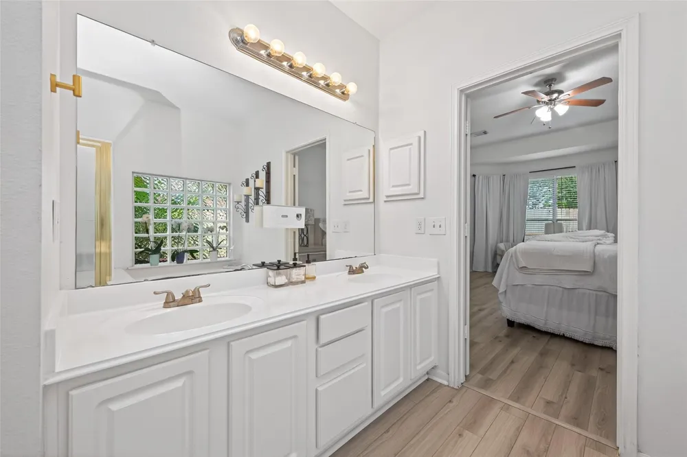 5707 Oakwell Station Court Humble, TX 77346