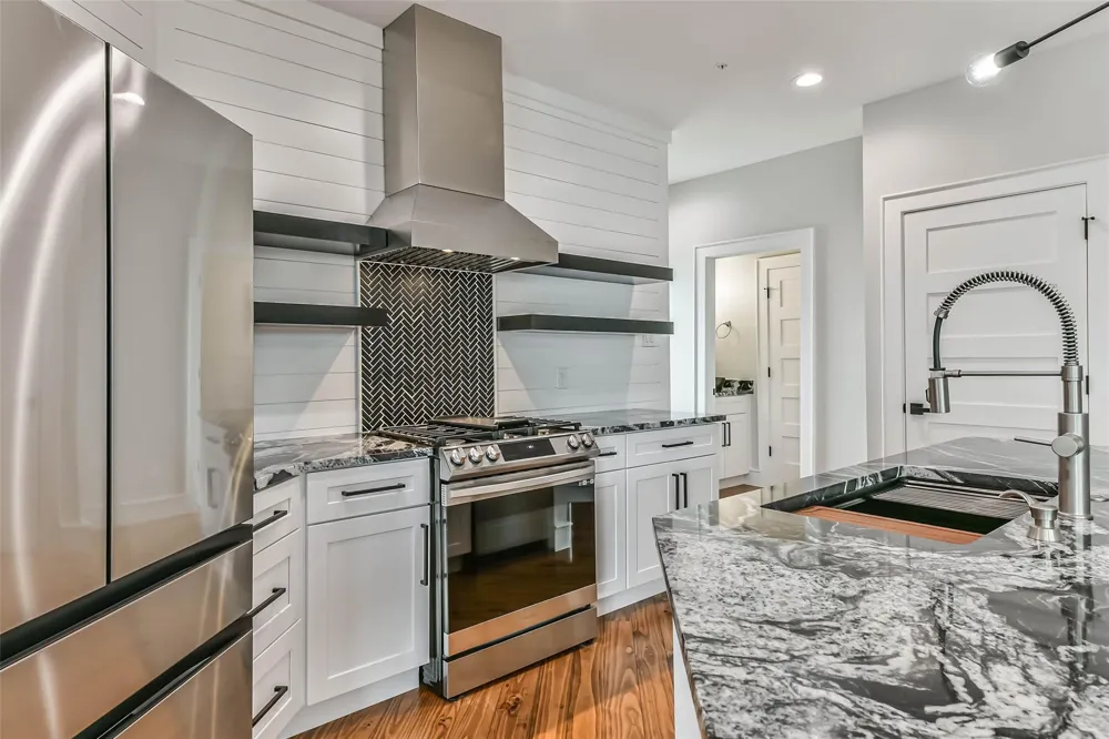 1716 23rd Street #C Galveston, TX 77550