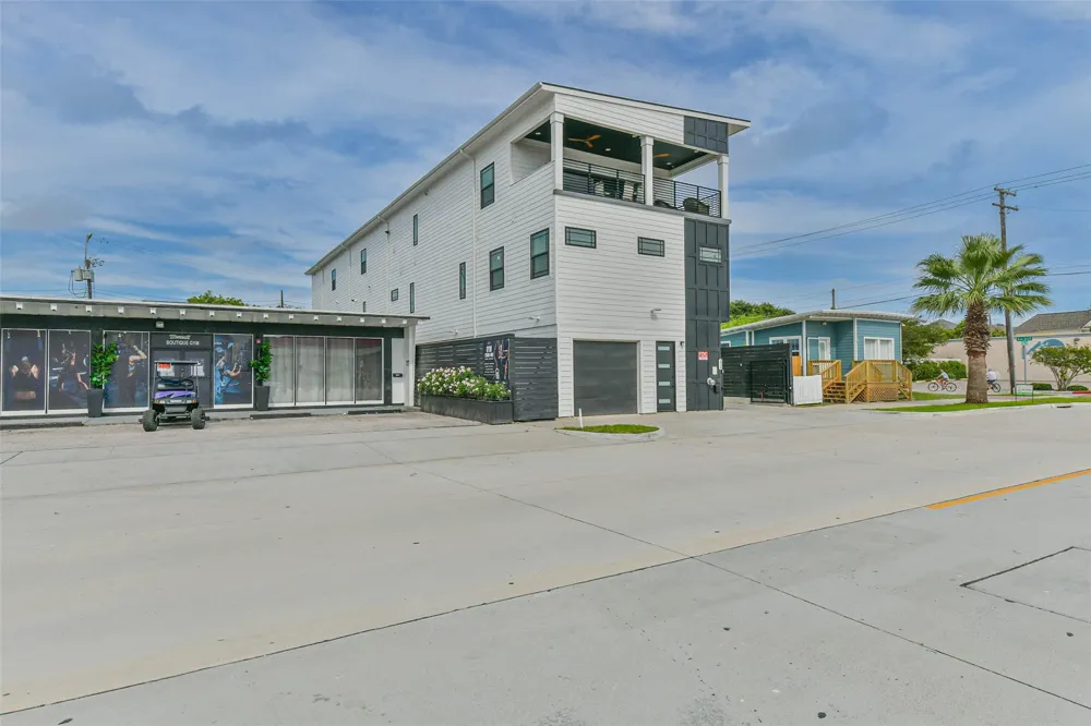1716 23rd Street #C Galveston, TX 77550