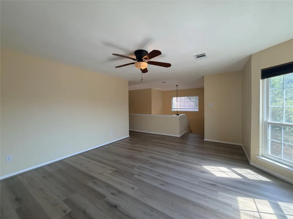 12211 Meadow Crest Court Meadows Place, TX 77477