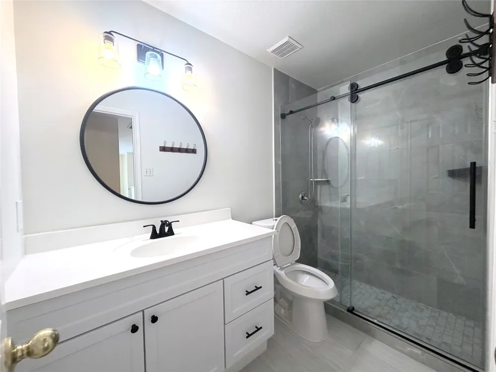 12211 Meadow Crest Court Meadows Place, TX 77477