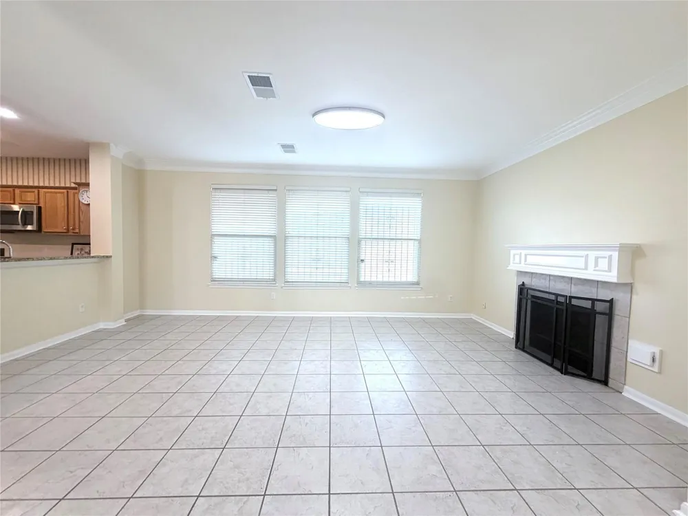 12211 Meadow Crest Court Meadows Place, TX 77477