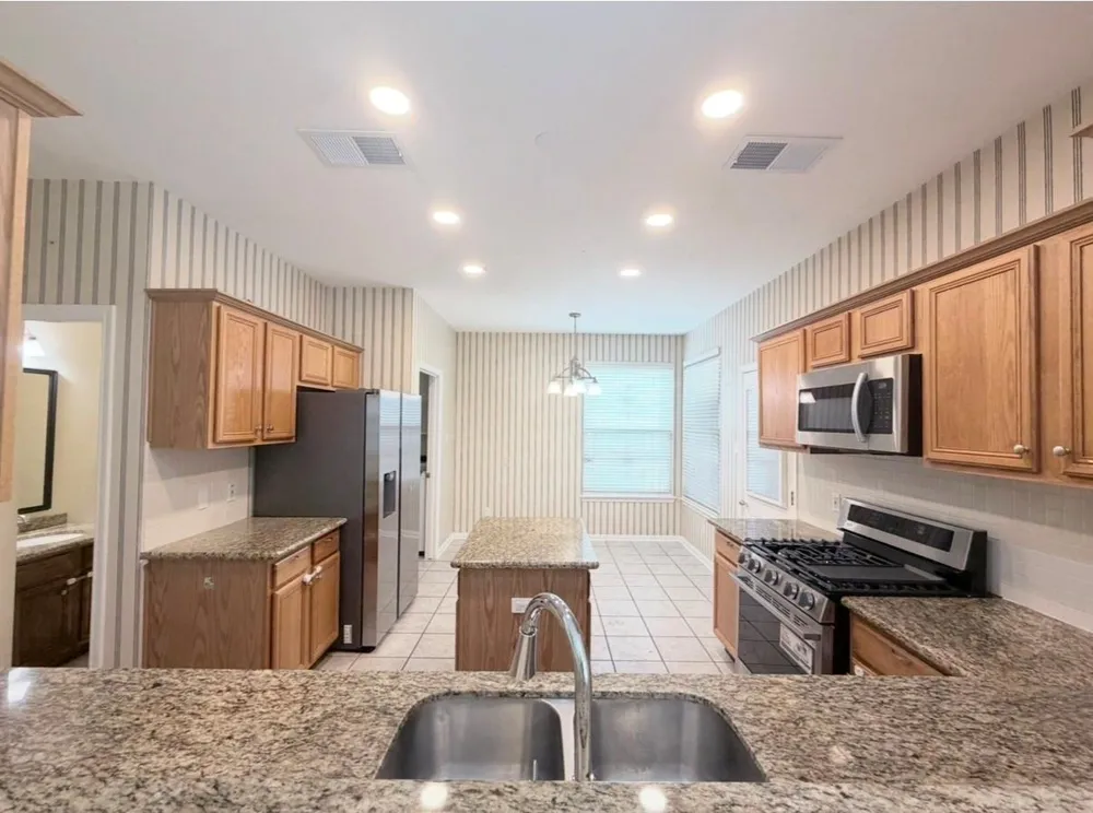 12211 Meadow Crest Court Meadows Place, TX 77477
