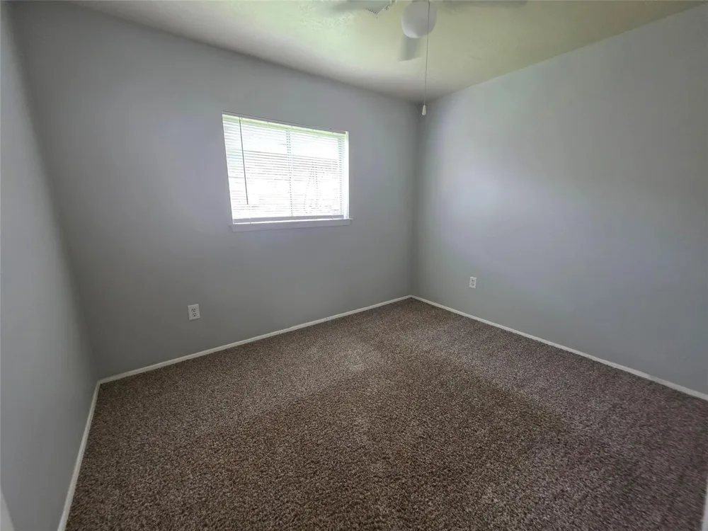 508 Avondale Lane Friendswood, TX 77546