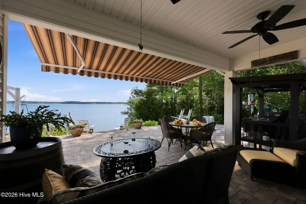 122 Line Boat Lane Swansboro, NC 28584