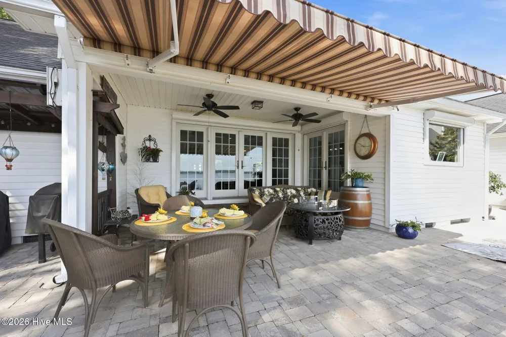 122 Line Boat Lane Swansboro, NC 28584