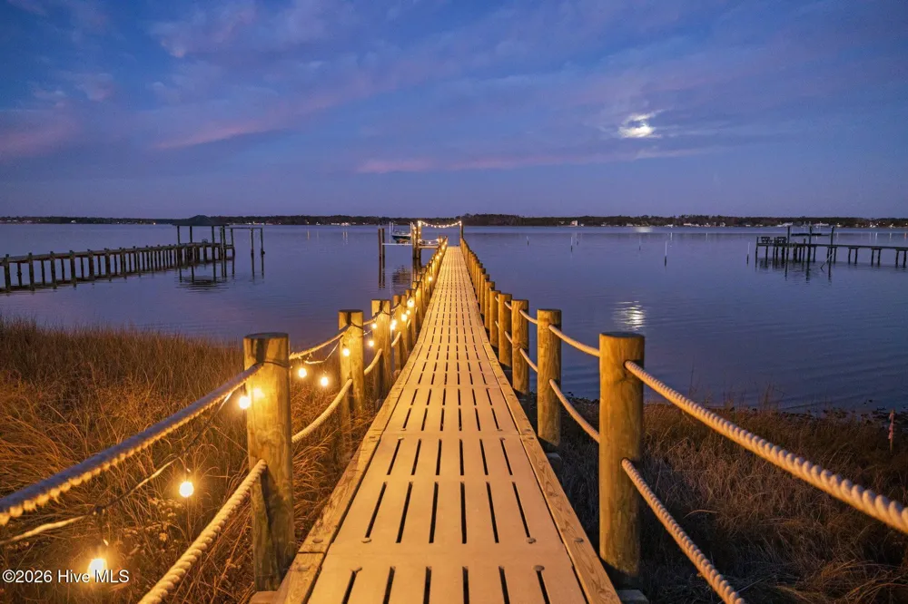 122 Line Boat Lane Swansboro, NC 28584