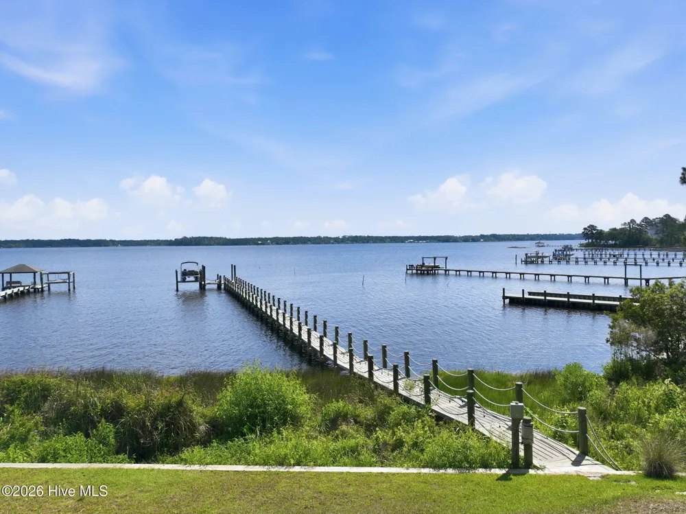 122 Line Boat Lane Swansboro, NC 28584