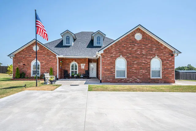 2902 Provence Ardmore, OK 73401