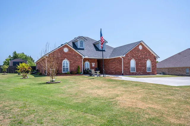 2902 Provence Ardmore, OK 73401
