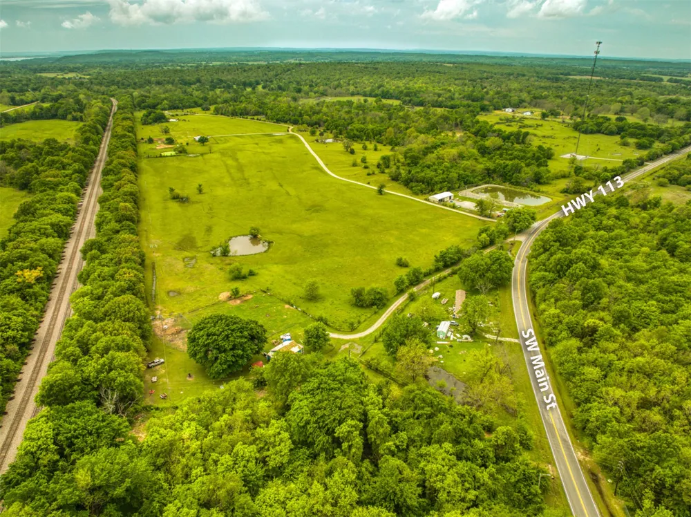 19490 Hwy 113 Canadian, OK 74425