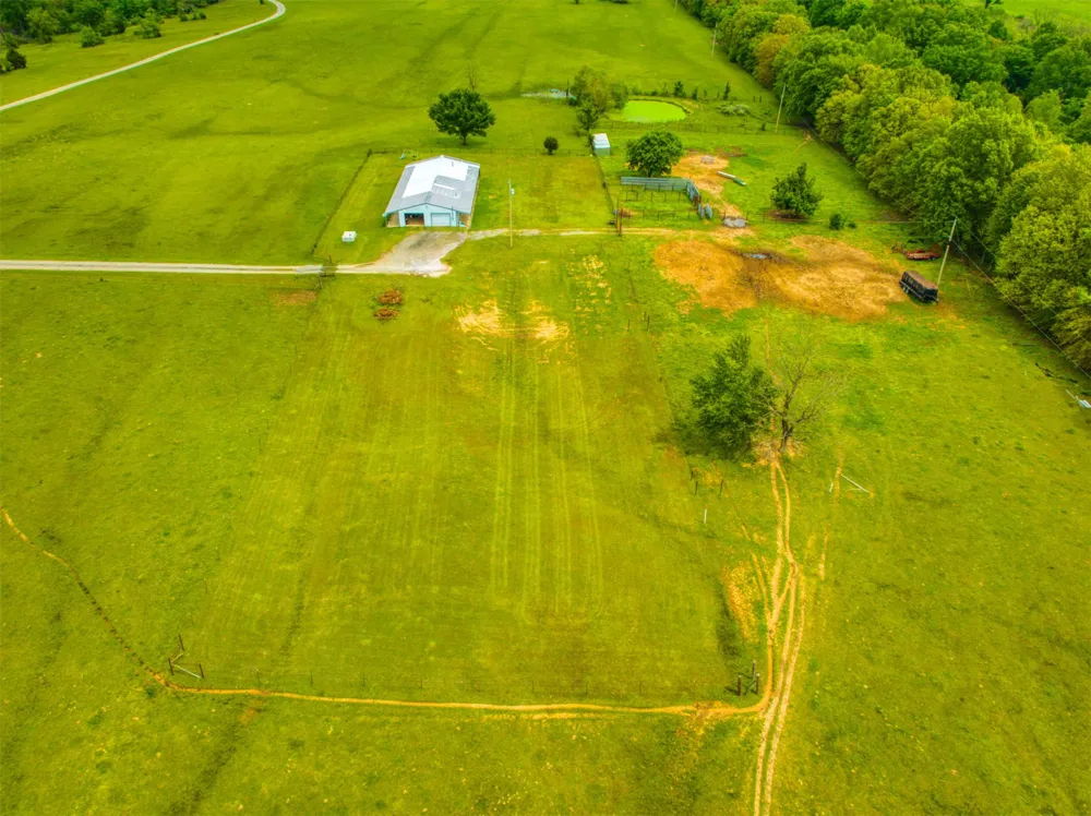 19490 Hwy 113 Canadian, OK 74425