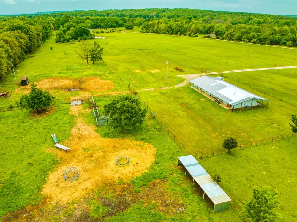 19490 Hwy 113 Canadian, OK 74425