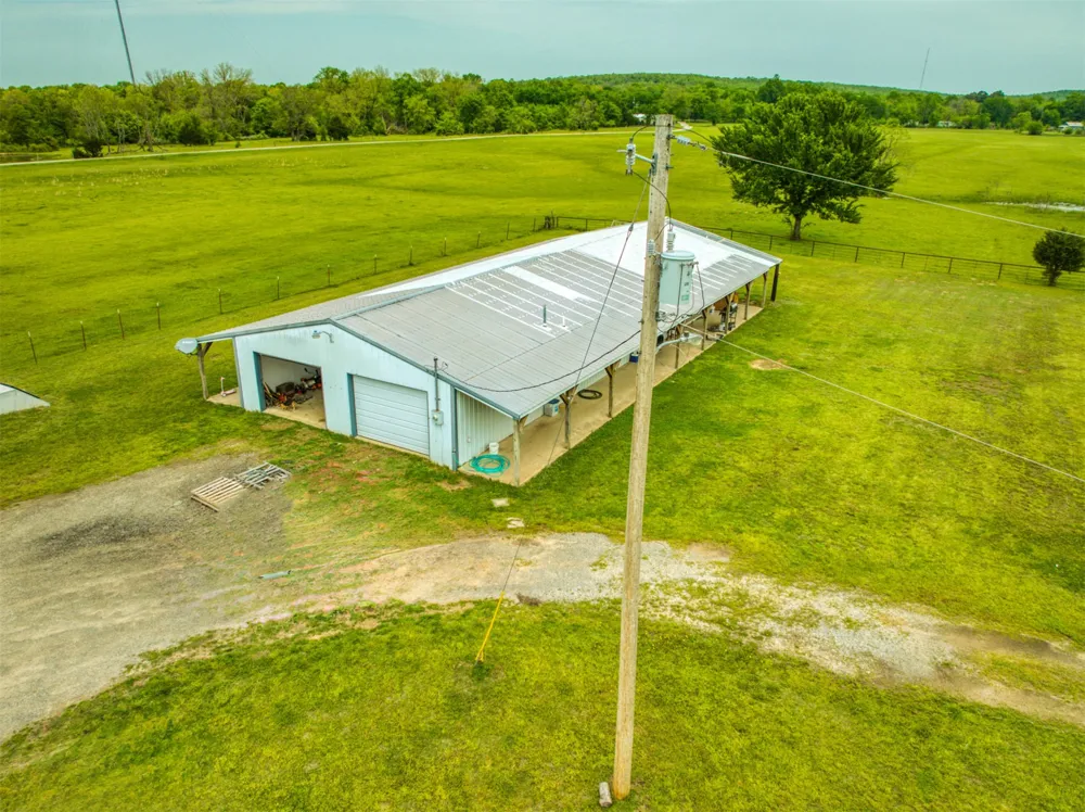 19490 Hwy 113 Canadian, OK 74425