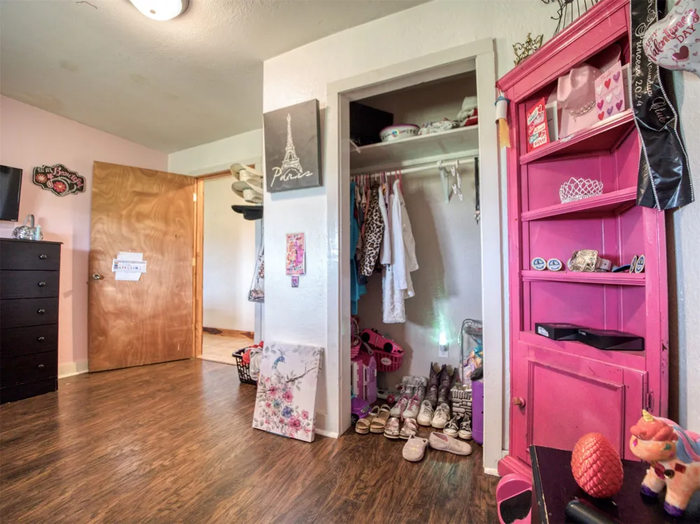 19490 Hwy 113 Canadian, OK 74425