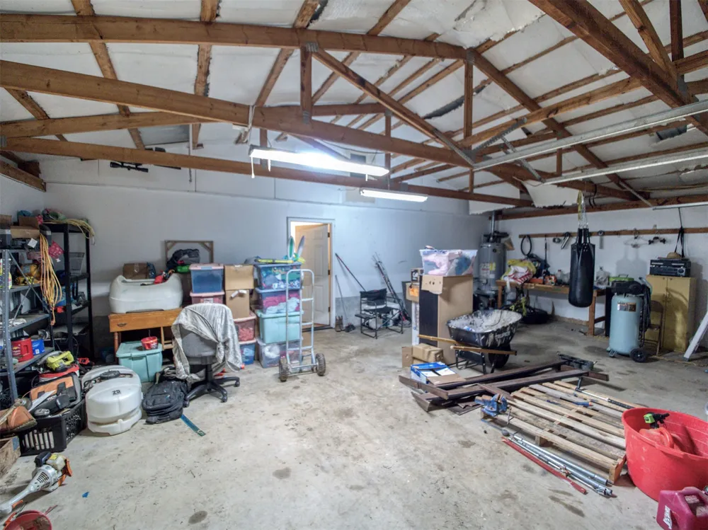 19490 Hwy 113 Canadian, OK 74425