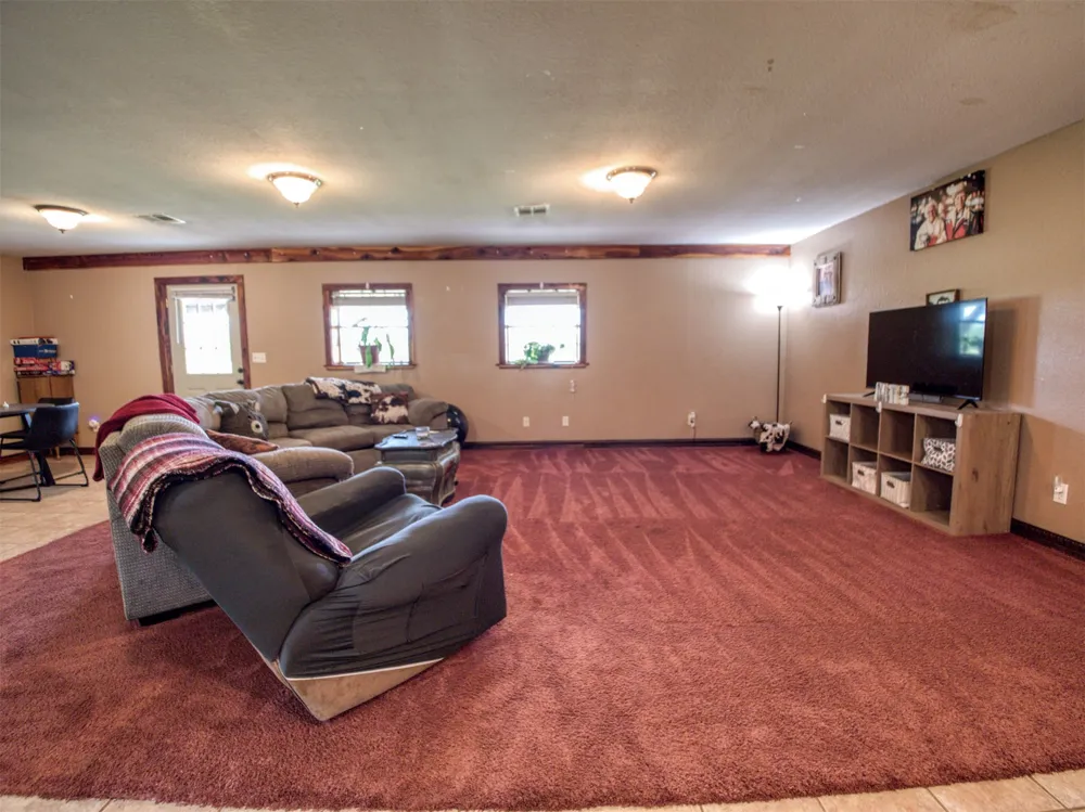 19490 Hwy 113 Canadian, OK 74425