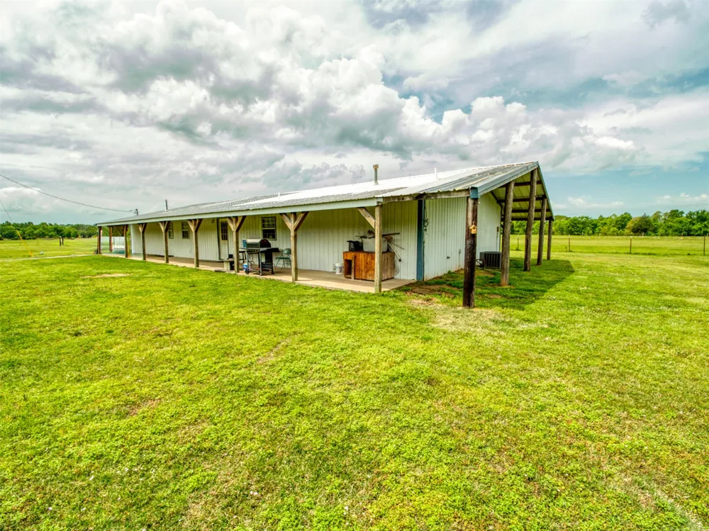 19490 Hwy 113 Canadian, OK 74425