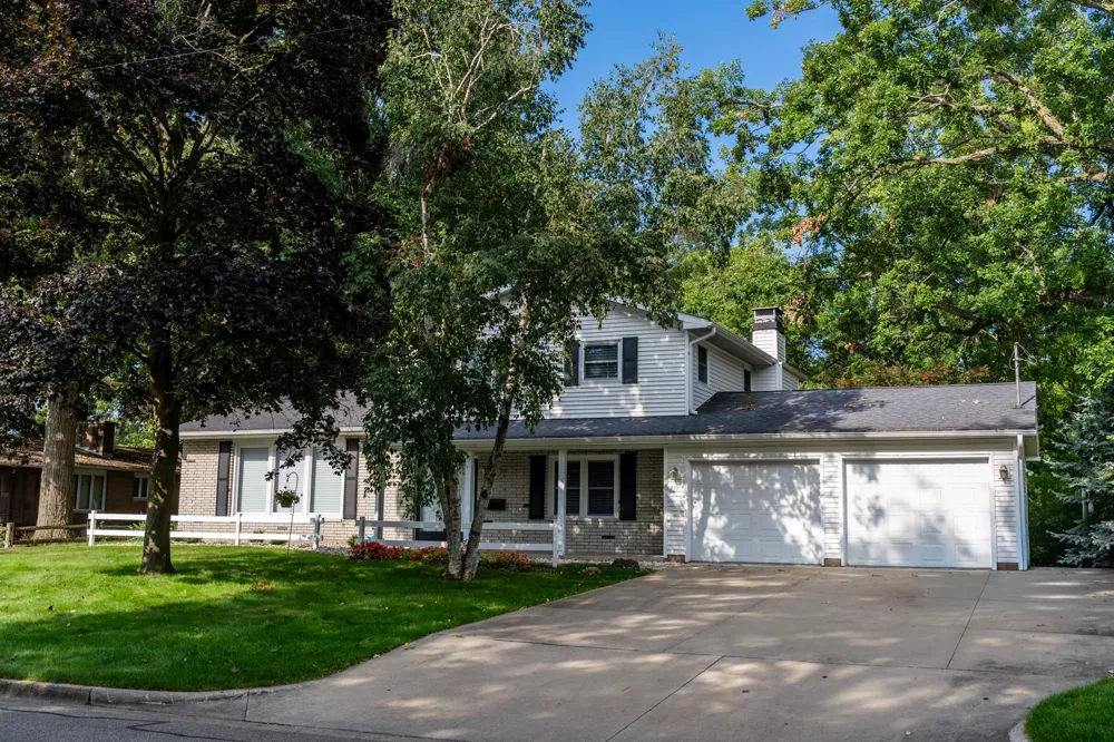 613 Kane Street Mt Pleasant City, MI 48858