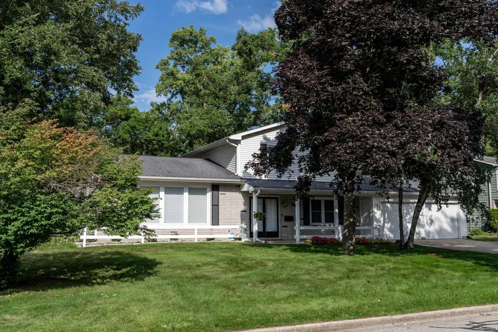 613 Kane Street Mt Pleasant City, MI 48858