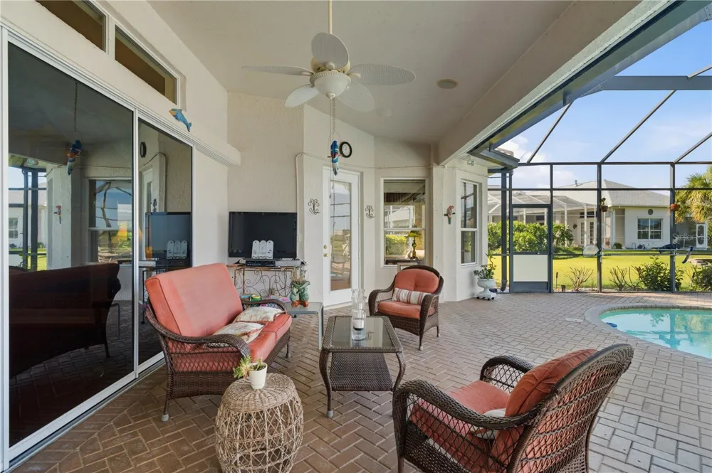 9271 WESTSHORE DRIVE Weeki Wachee, FL 34613