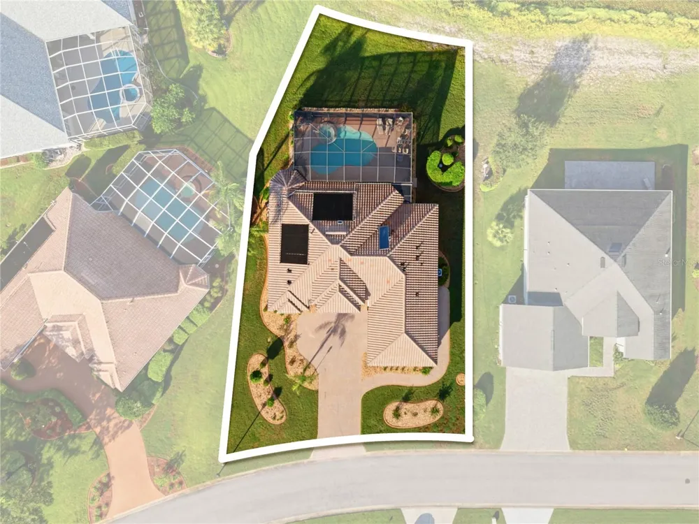9271 WESTSHORE DRIVE Weeki Wachee, FL 34613