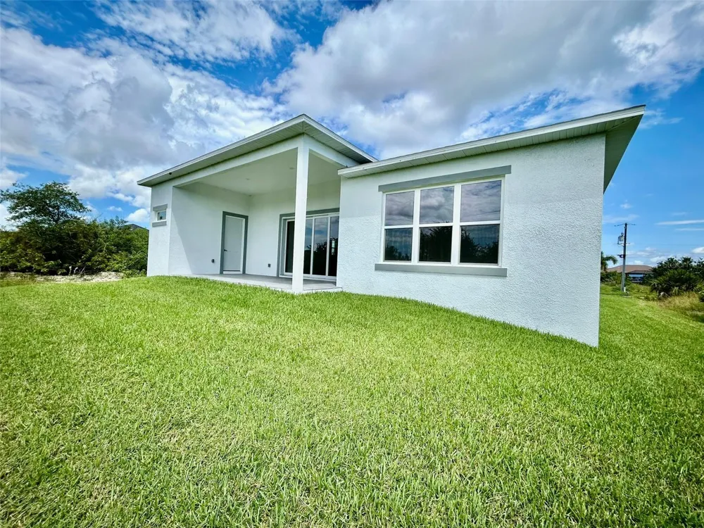 15109 AQUARIUS CIRCLE Port Charlotte, FL 33981