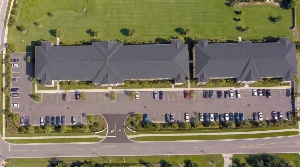 8010 CAROLINA LANE Orlando, FL 32825