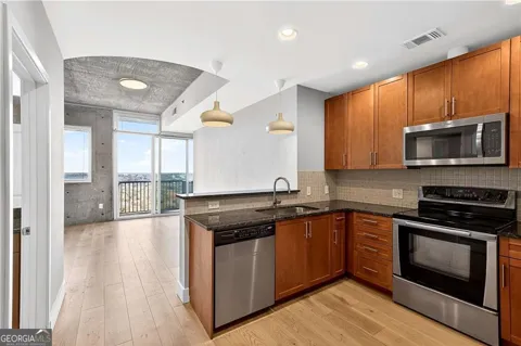 855 Peachtree ST NE