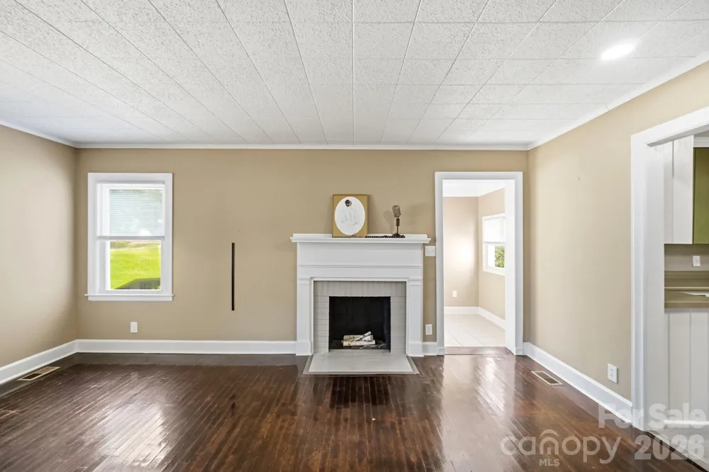 317 E 4th Avenue Gastonia, NC 28054