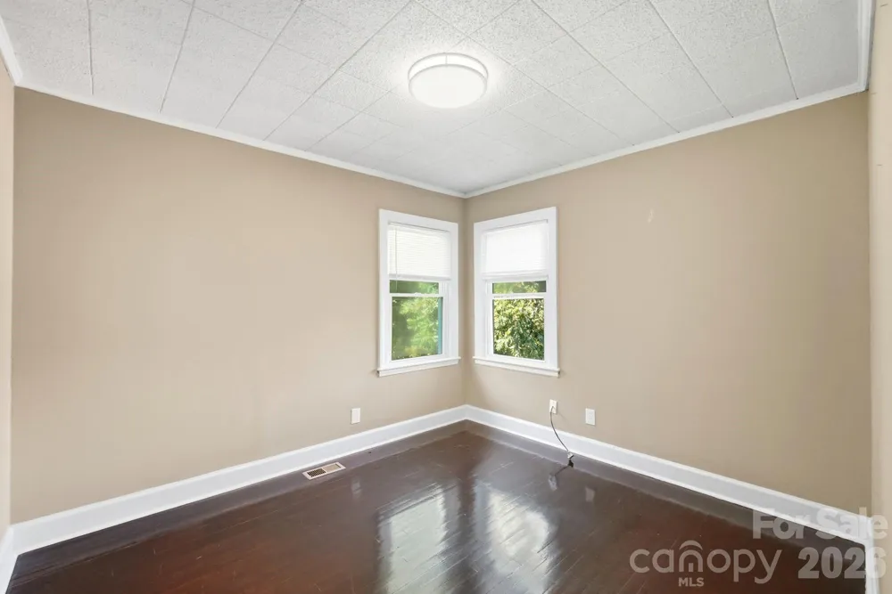 317 E 4th Avenue Gastonia, NC 28054