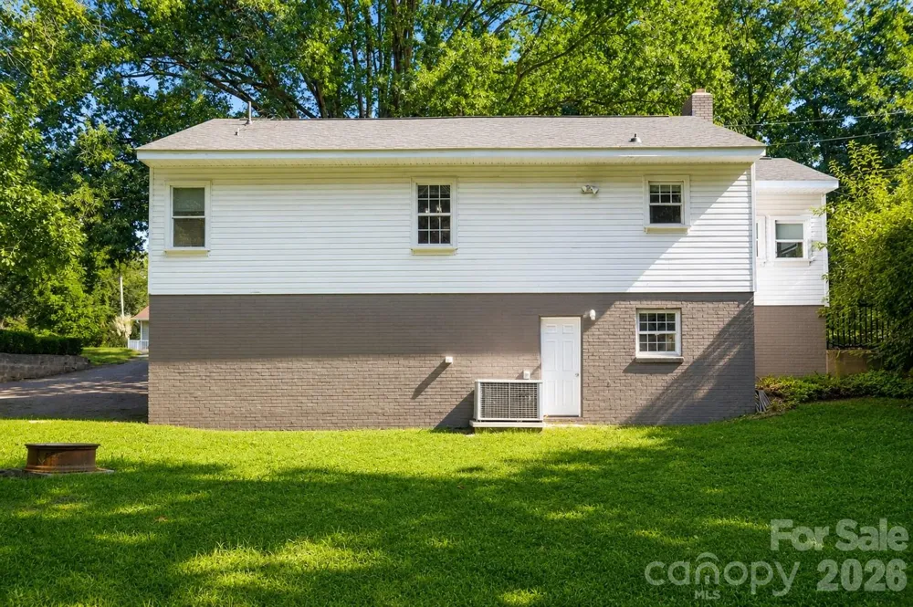 317 E 4th Avenue Gastonia, NC 28054