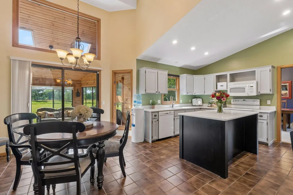 9629 Bennett Place Eden Prairie, MN 55347