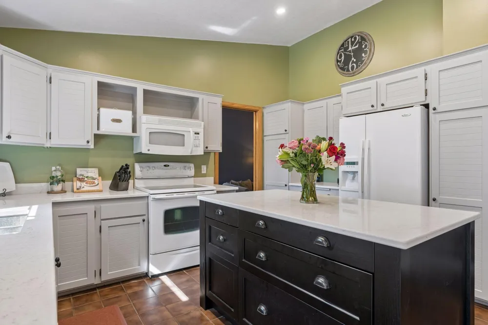 9629 Bennett Place Eden Prairie, MN 55347