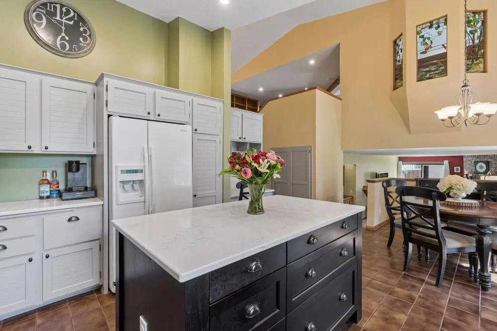 9629 Bennett Place Eden Prairie, MN 55347