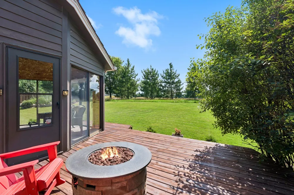 9629 Bennett Place Eden Prairie, MN 55347