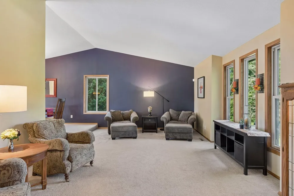 9629 Bennett Place Eden Prairie, MN 55347