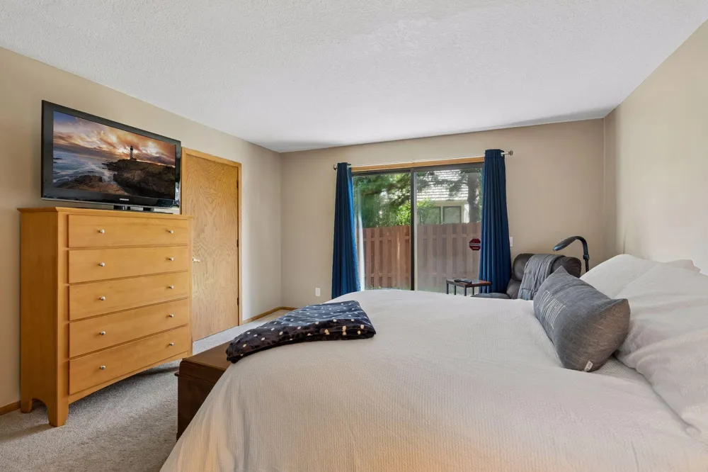9629 Bennett Place Eden Prairie, MN 55347