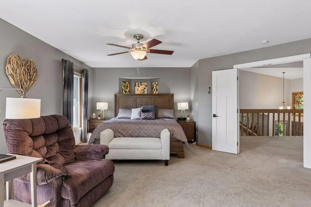 9629 Bennett Place Eden Prairie, MN 55347