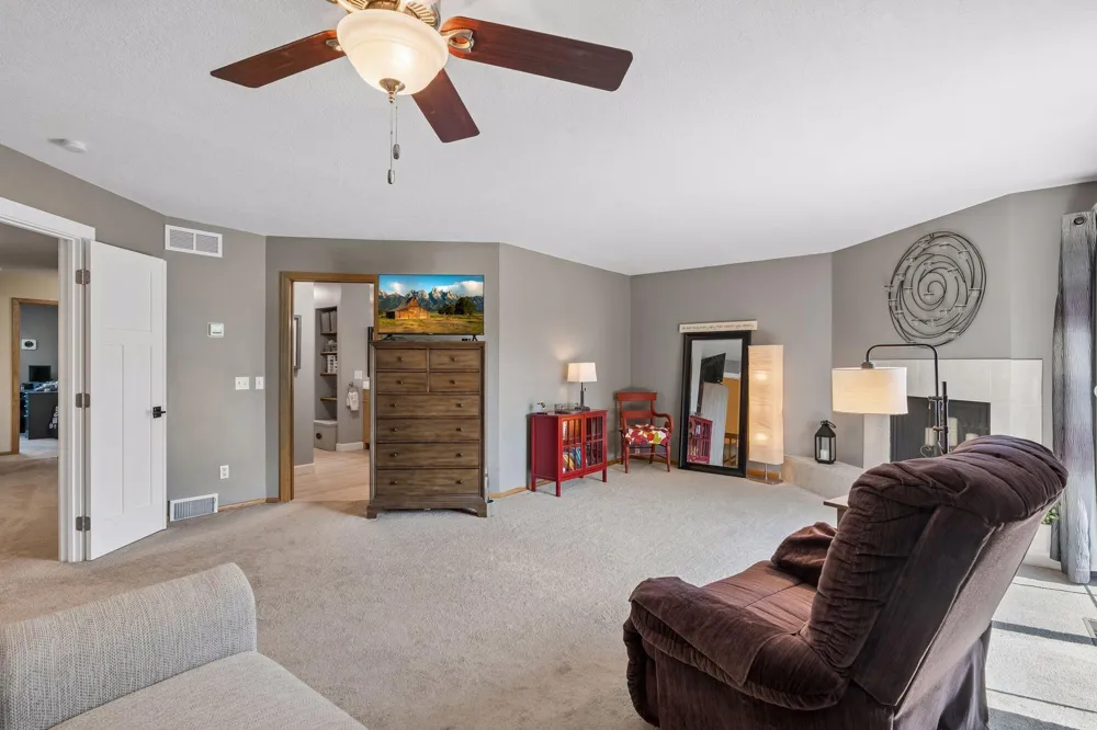 9629 Bennett Place Eden Prairie, MN 55347