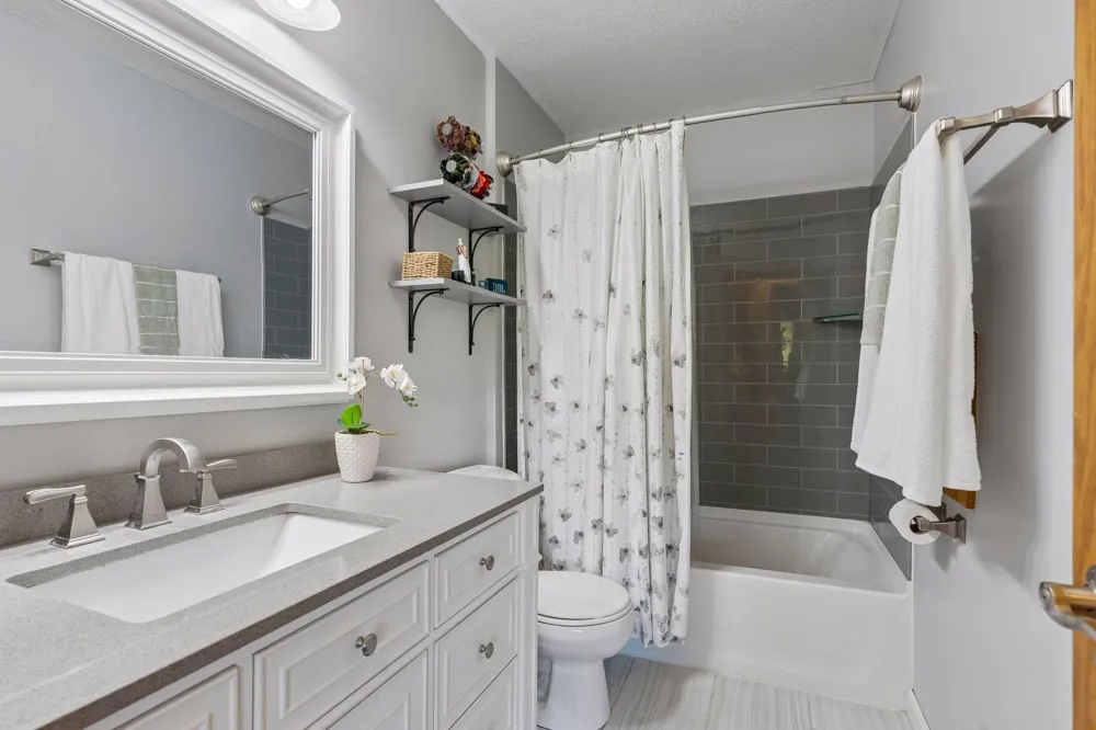 9629 Bennett Place Eden Prairie, MN 55347