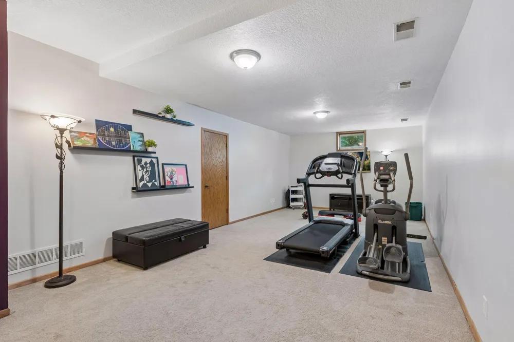 9629 Bennett Place Eden Prairie, MN 55347