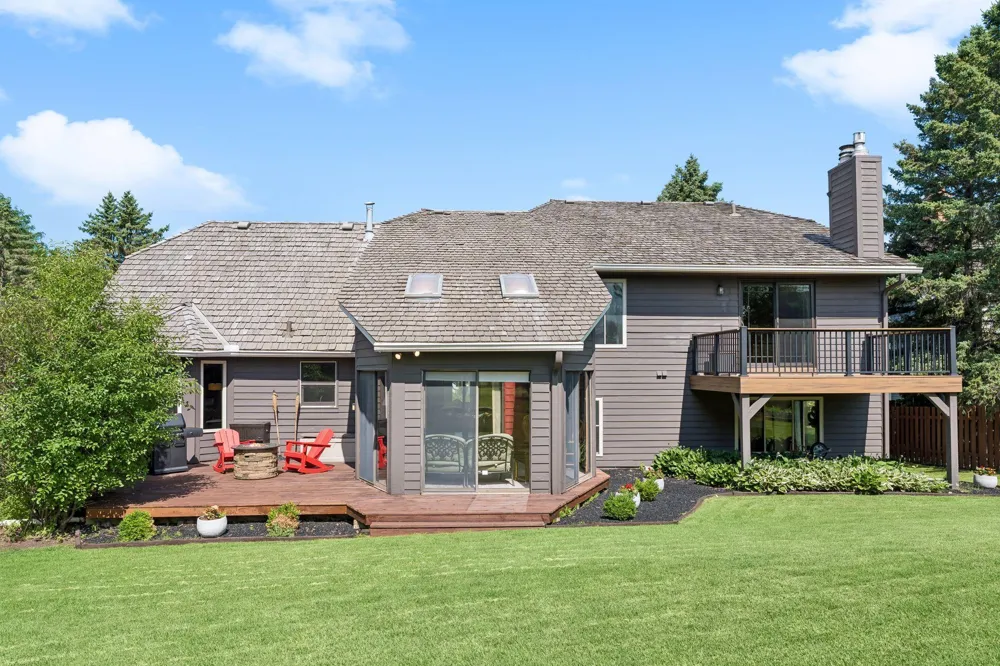 9629 Bennett Place Eden Prairie, MN 55347