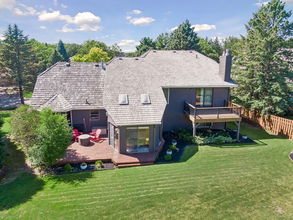 9629 Bennett Place Eden Prairie, MN 55347