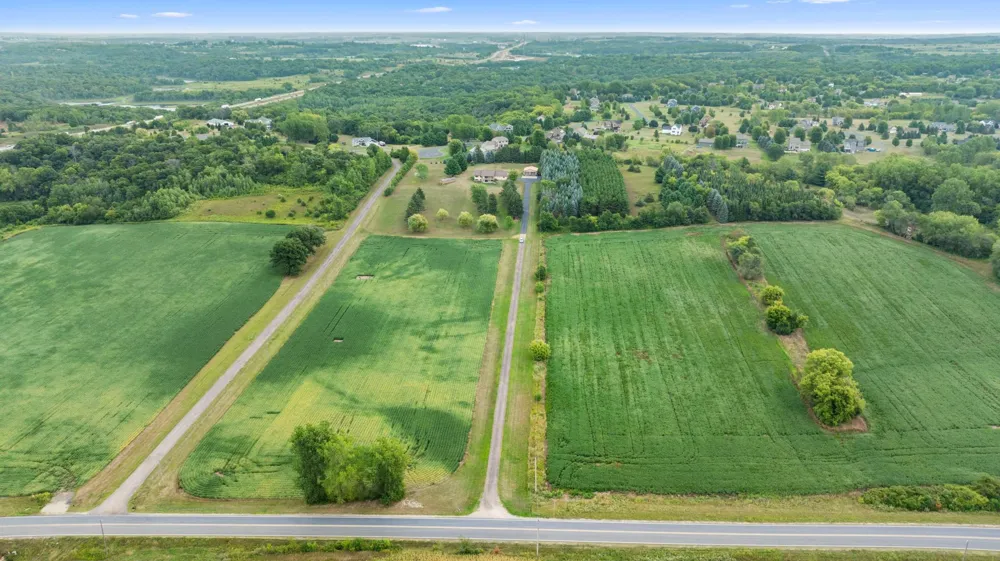 671 Kinney Road Hudson, WI 54016