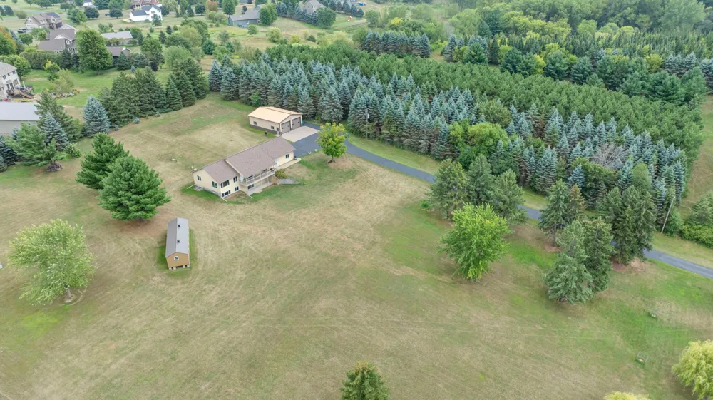 671 Kinney Road Hudson, WI 54016