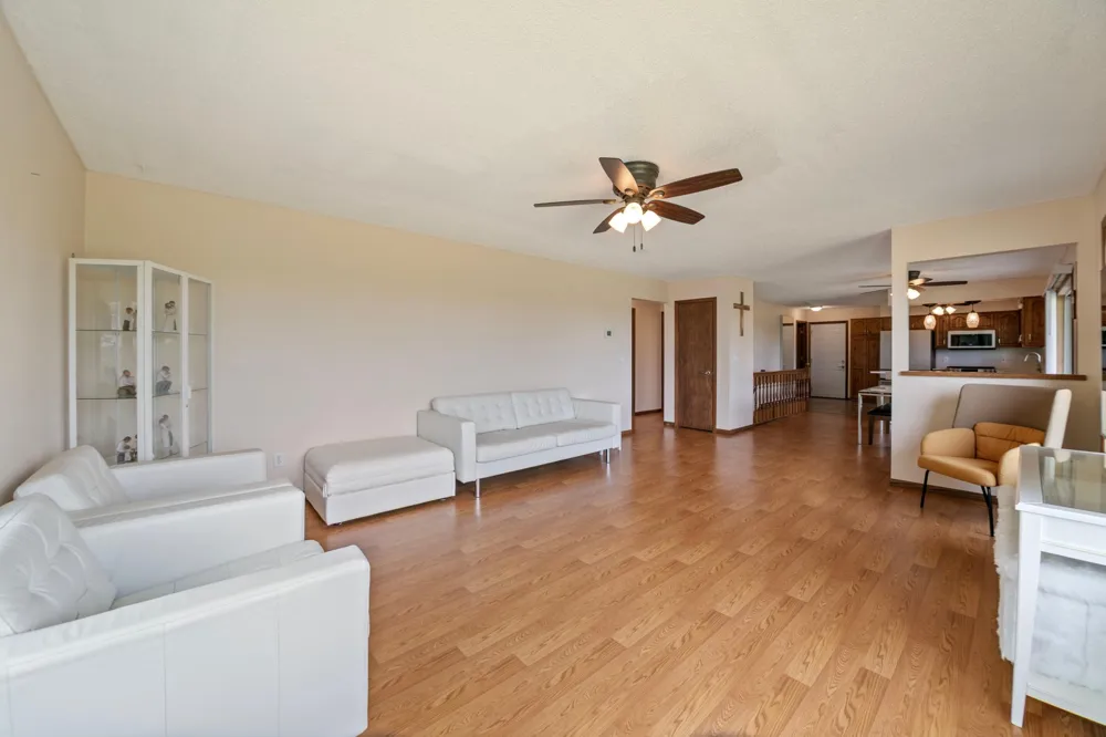671 Kinney Road Hudson, WI 54016
